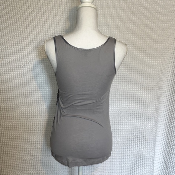 Express Tank Top - Picture 2 of 4